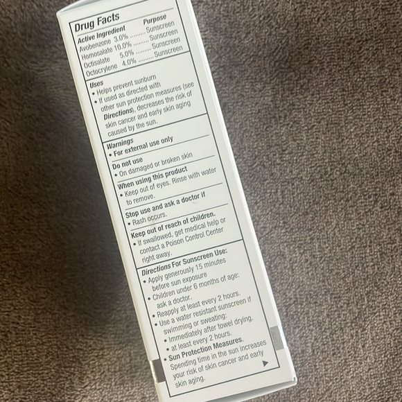 Lip enhancer - Picture 4 of 4